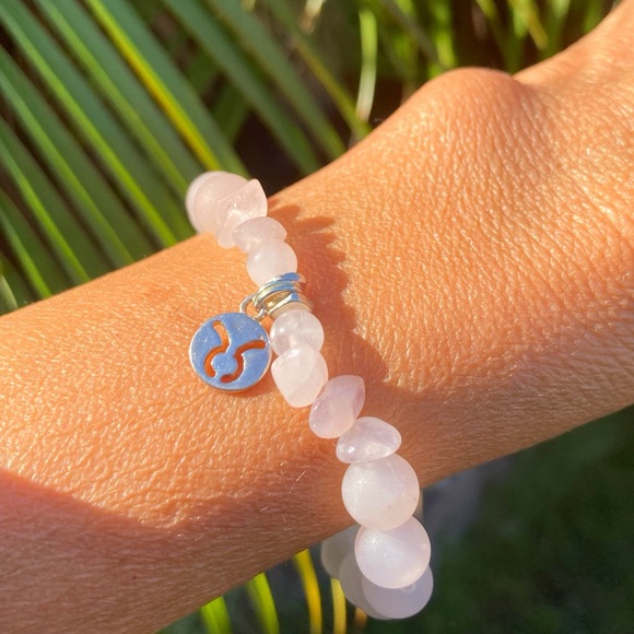 Rose Quartz Zodiac Bracelet ♉️ Taurus - Picture 1 of 5